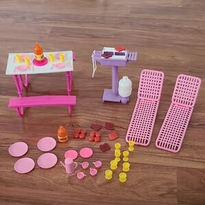 Vintage 1989 Barbie Picnic Set – Complete with Retro Charm!